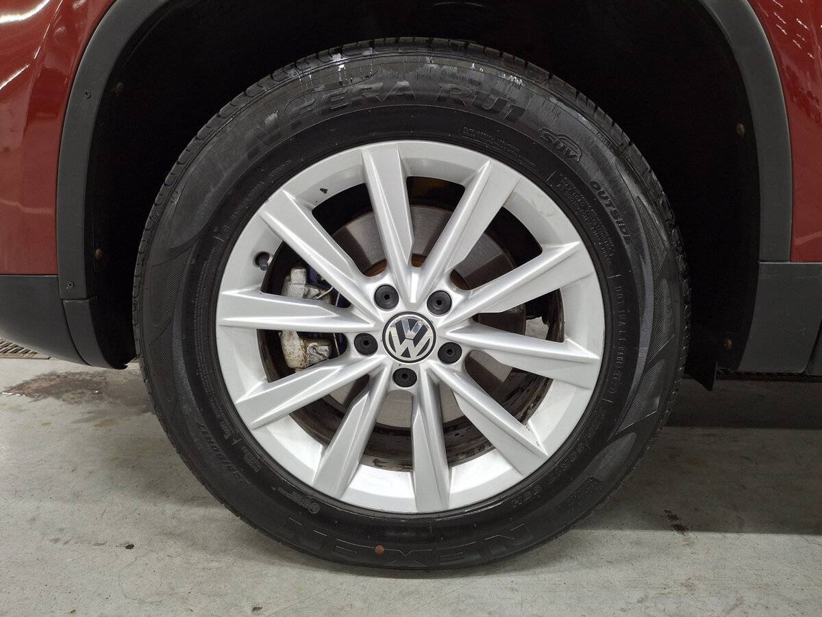 Volkswagen Tiguan с пробегом — 2011 год. Фото: #17