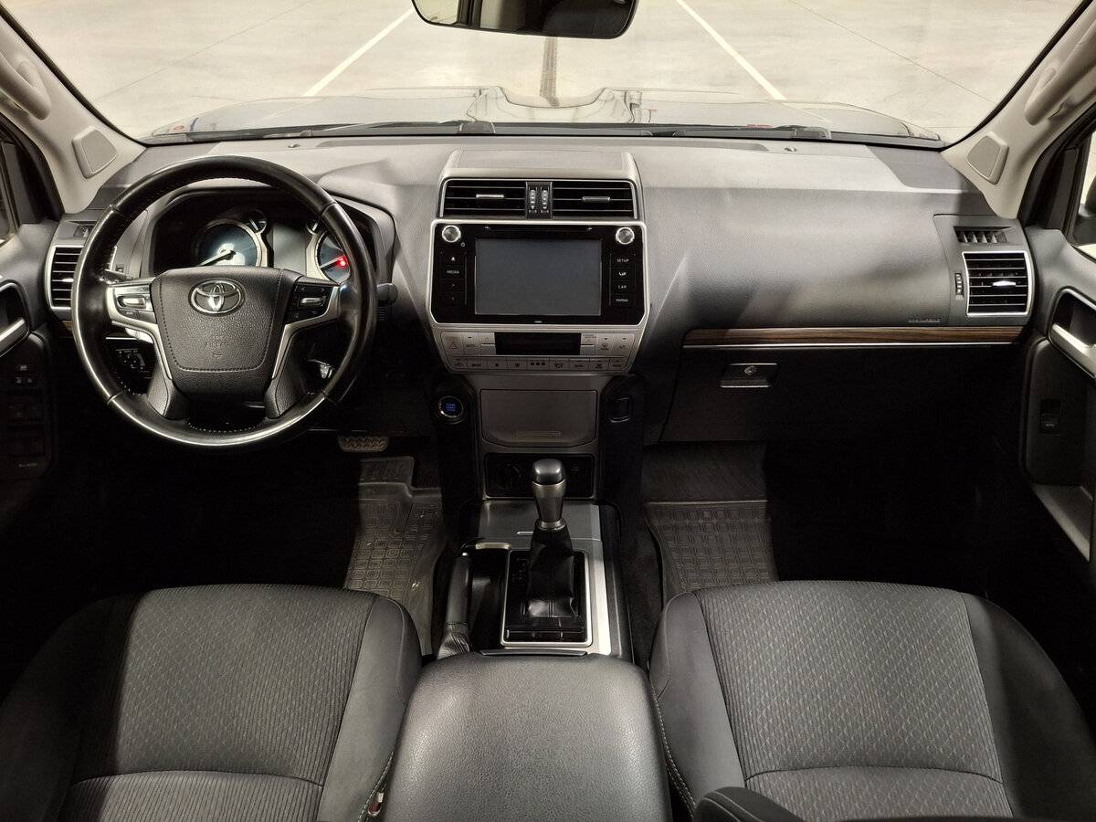Toyota Land Cruiser Prado с пробегом — 2019 год. Фото: #13