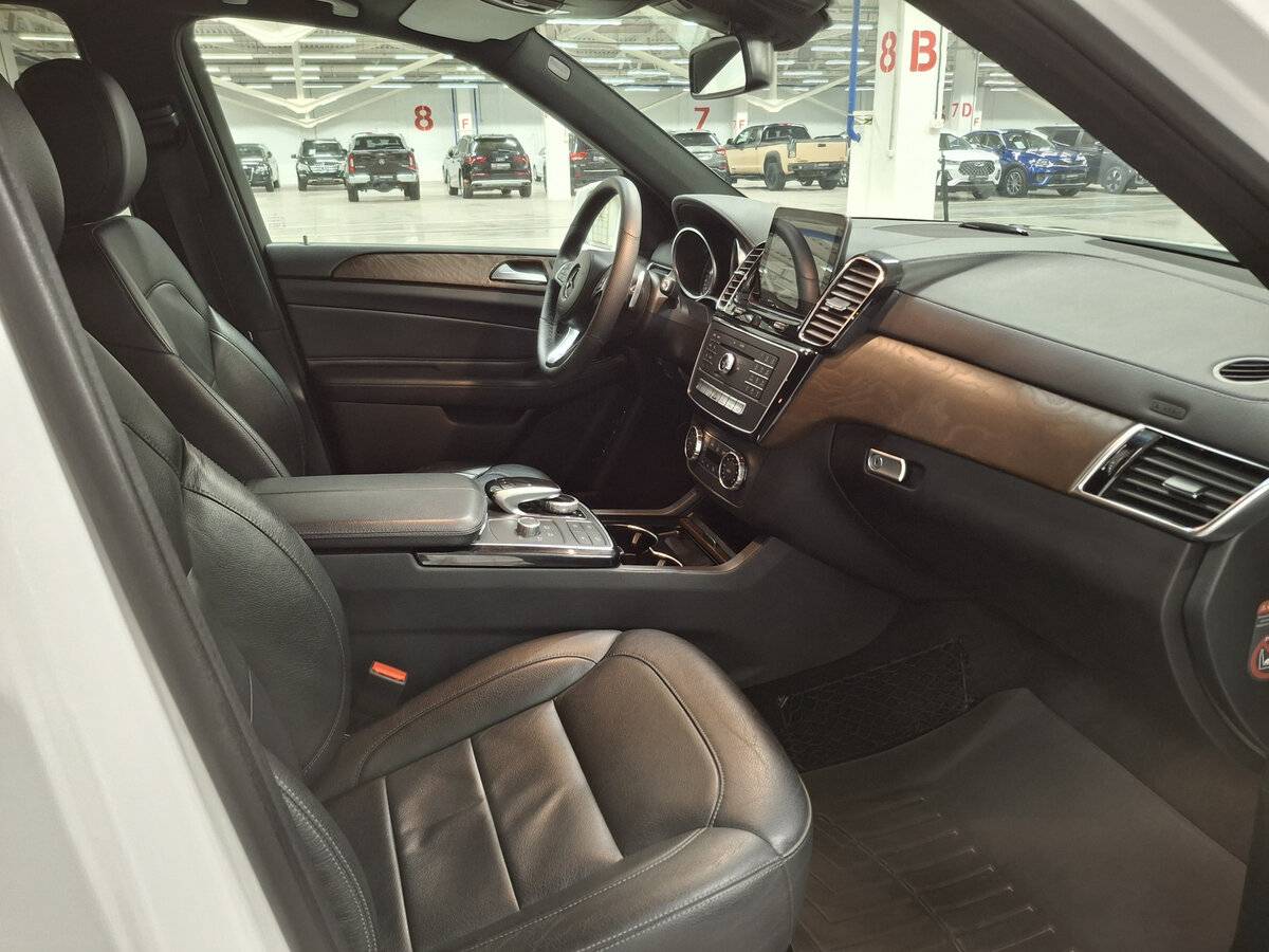 Mercedes-Benz GLS с пробегом — 2017 год. Фото: #10
