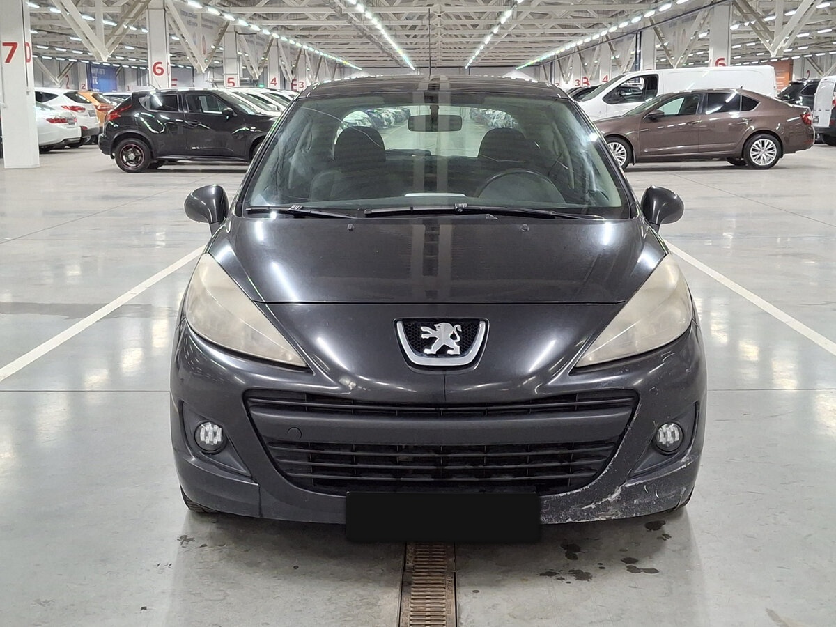 Peugeot 207 с пробегом — 2010 год. Фото: #1