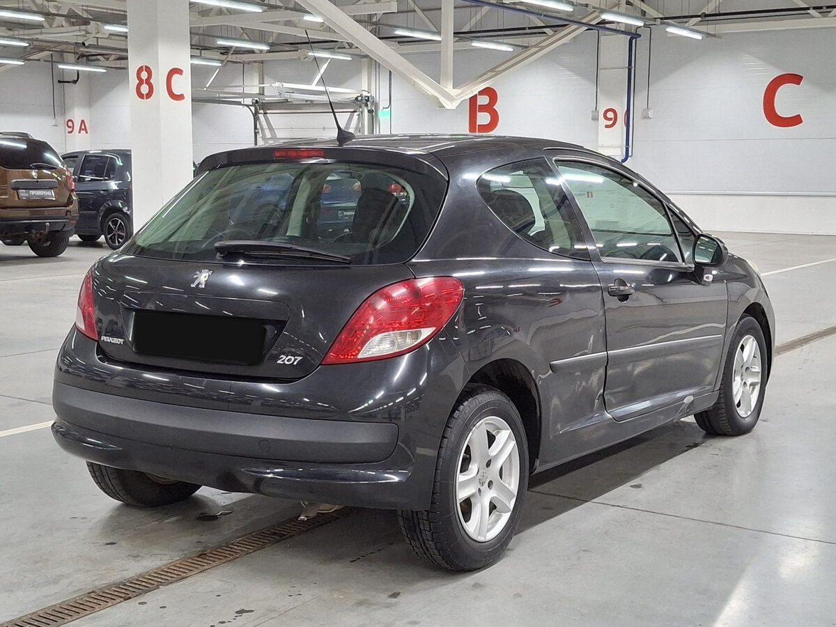 Peugeot 207 с пробегом — 2010 год. Фото: #4