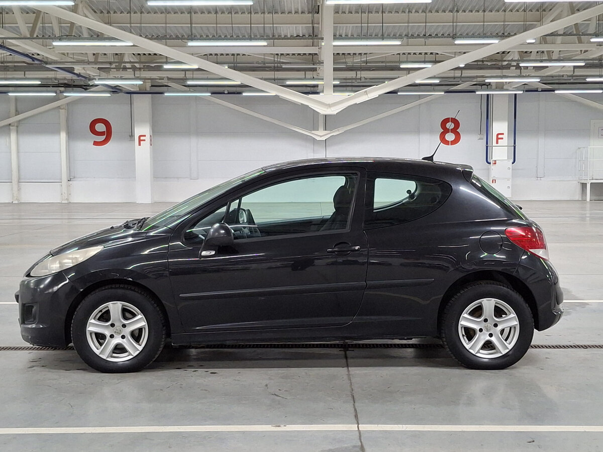 Peugeot 207 с пробегом — 2010 год. Фото: #7