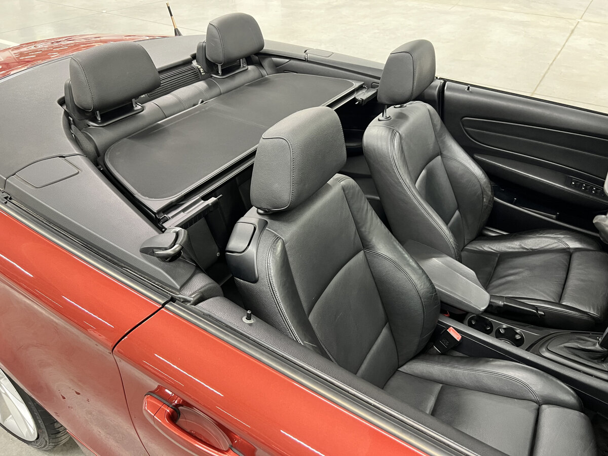 BMW 1 серии с пробегом — 2008 год. Фото: #8