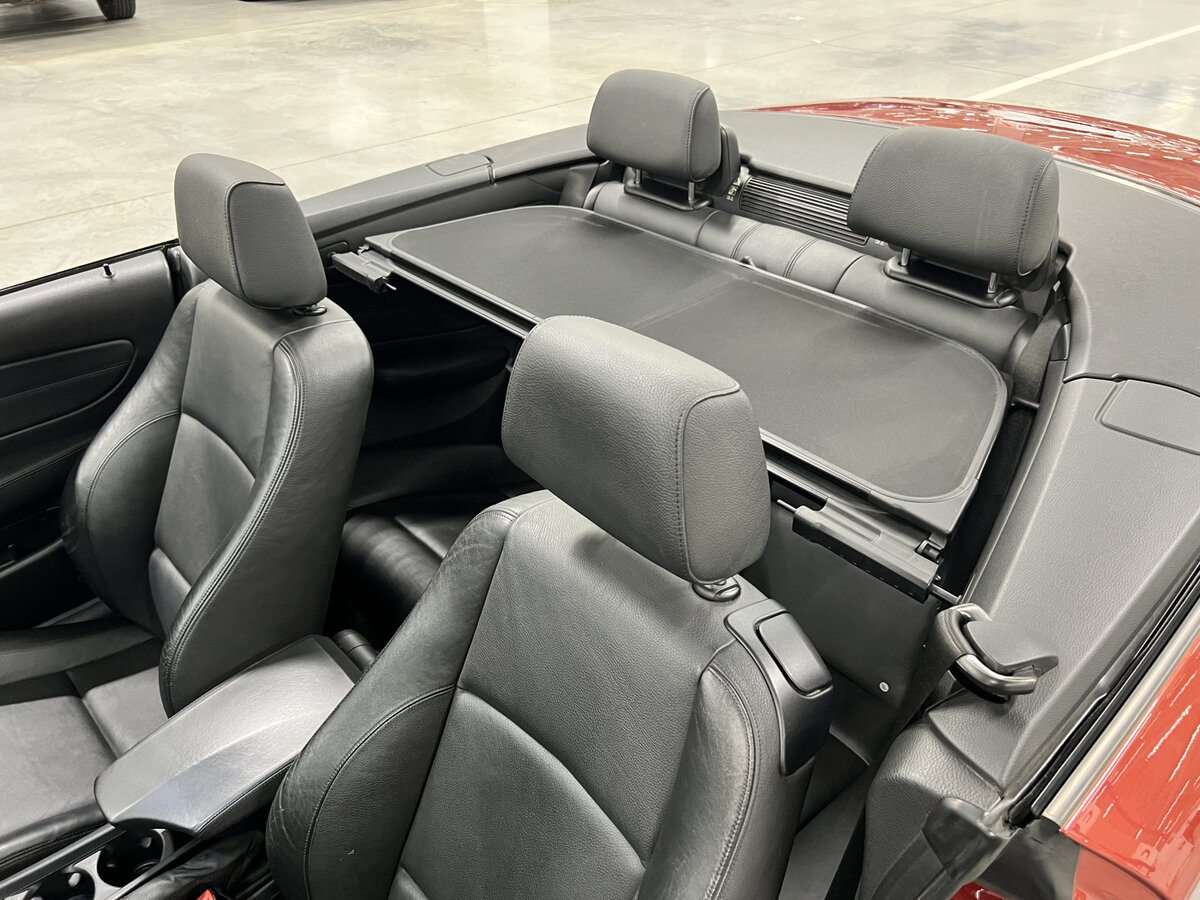 BMW 1 серии с пробегом — 2008 год. Фото: #10