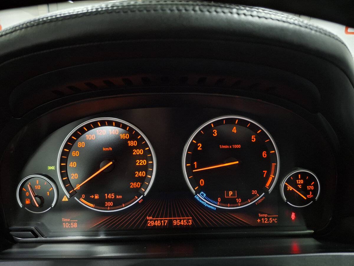 BMW 7 серии с пробегом — 2012 год. Фото: #12