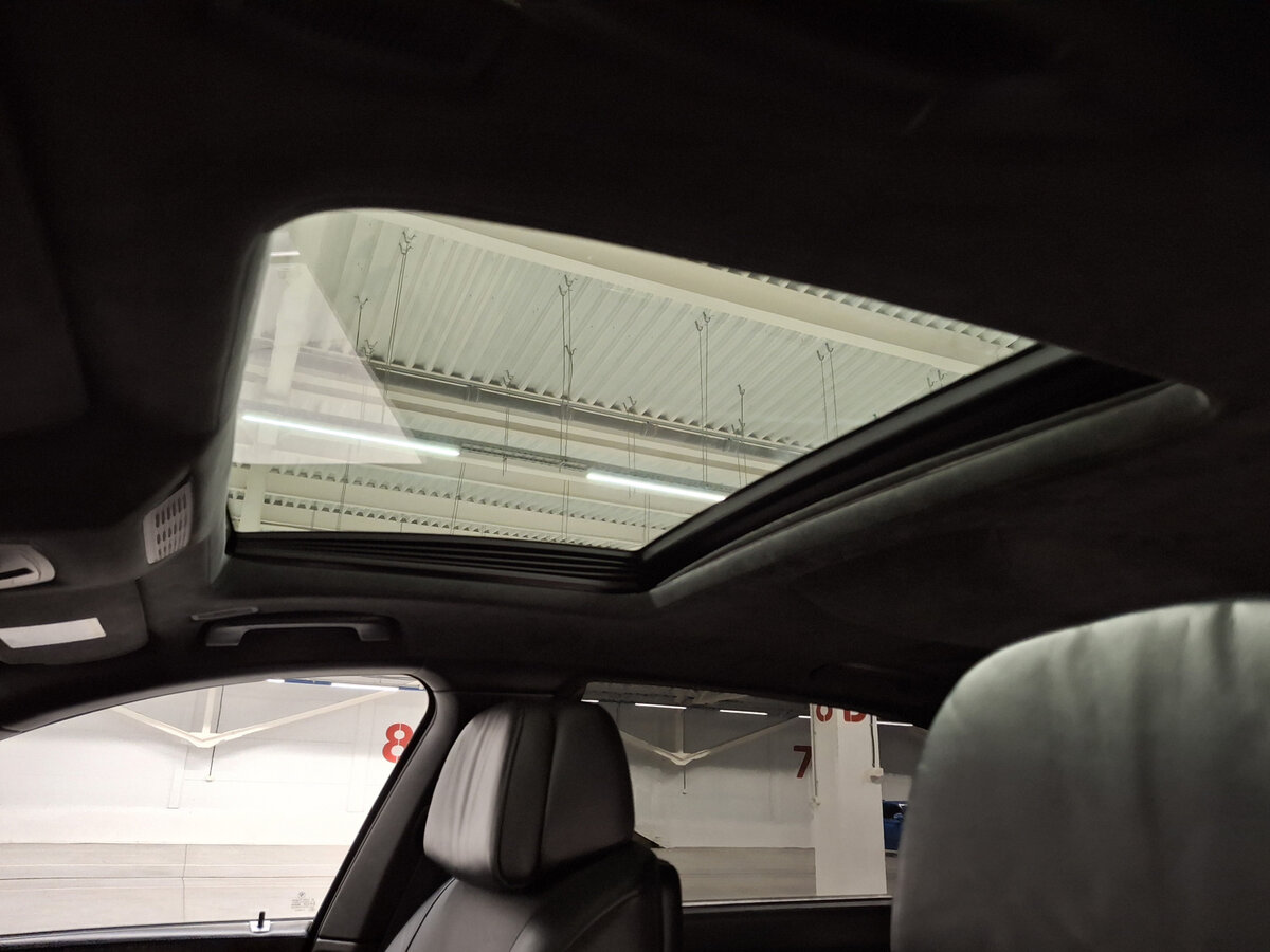 BMW 7 серии с пробегом — 2012 год. Фото: #18