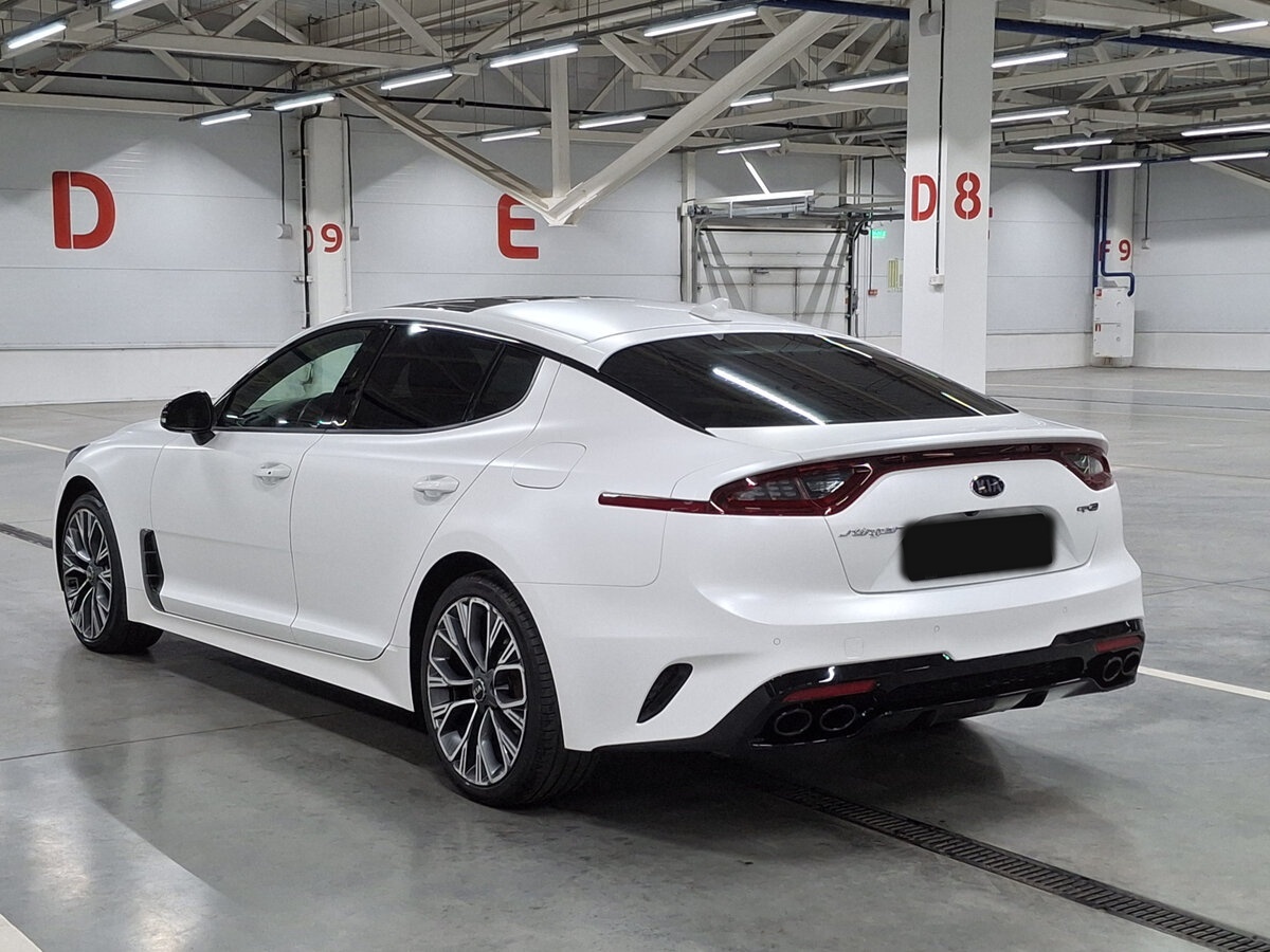 Kia Stinger с пробегом — 2019 год. Фото: #6