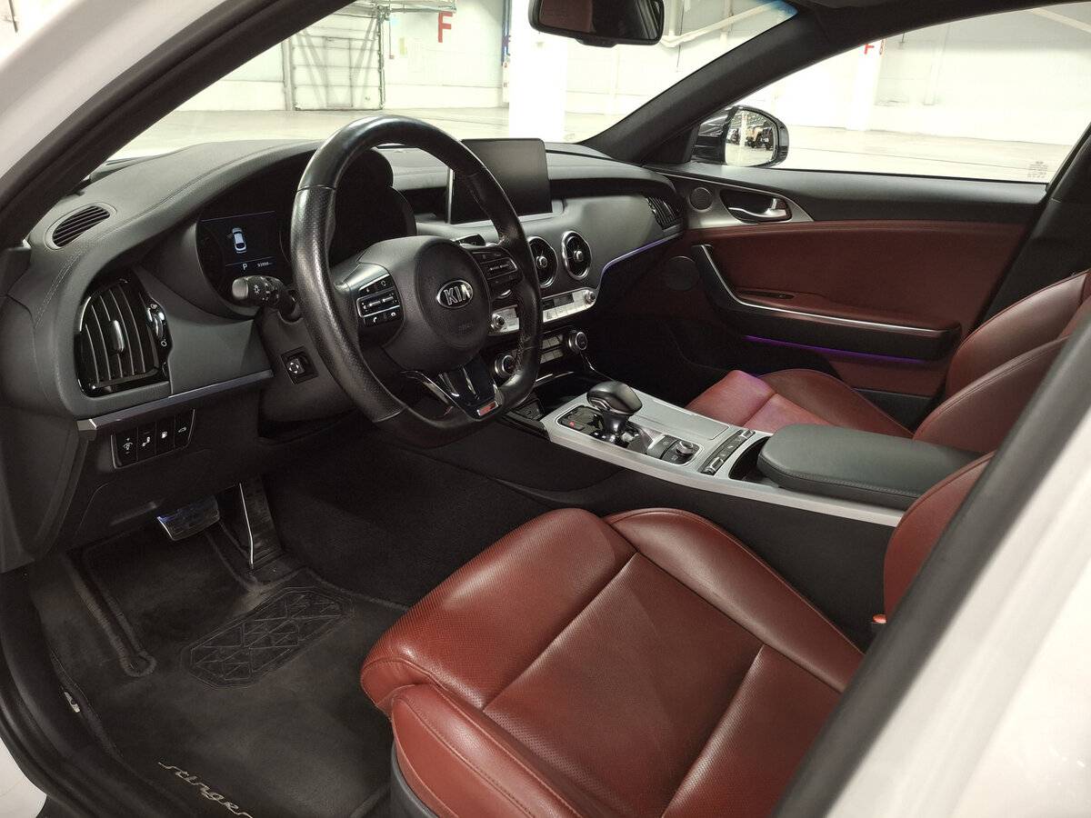 Kia Stinger с пробегом — 2019 год. Фото: #15