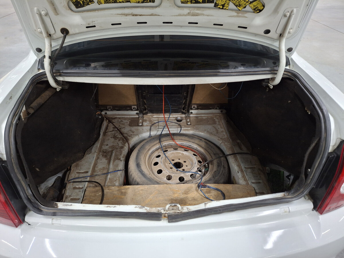 Lada (ВАЗ) Priora с пробегом — 2016 год. Фото: #9