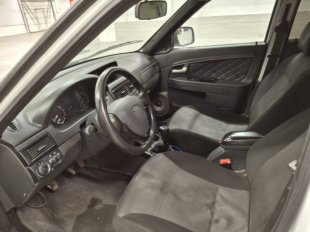 Lada (ВАЗ) Priora с пробегом — 2016 год. Фото: #15