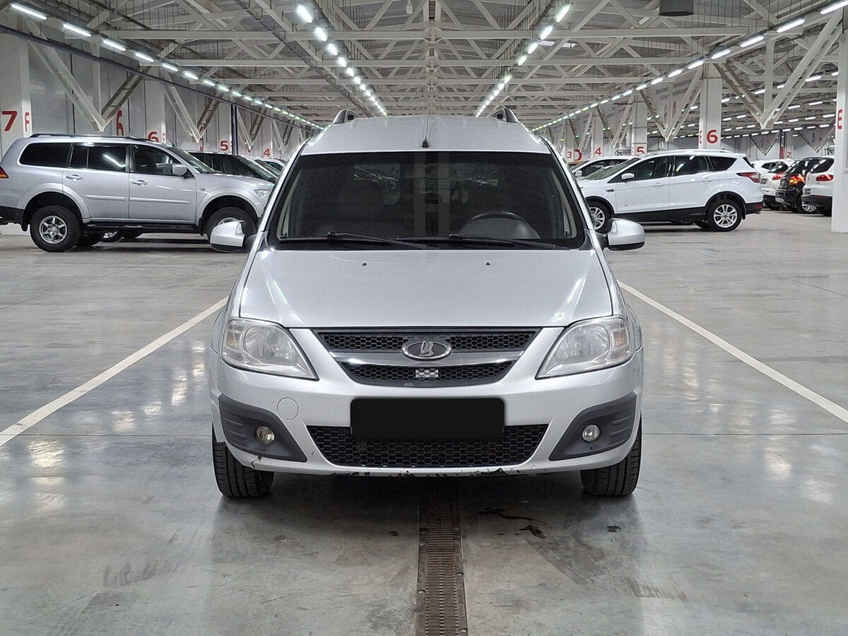 Lada (ВАЗ) Largus с пробегом — 2013 год. Фото: #1