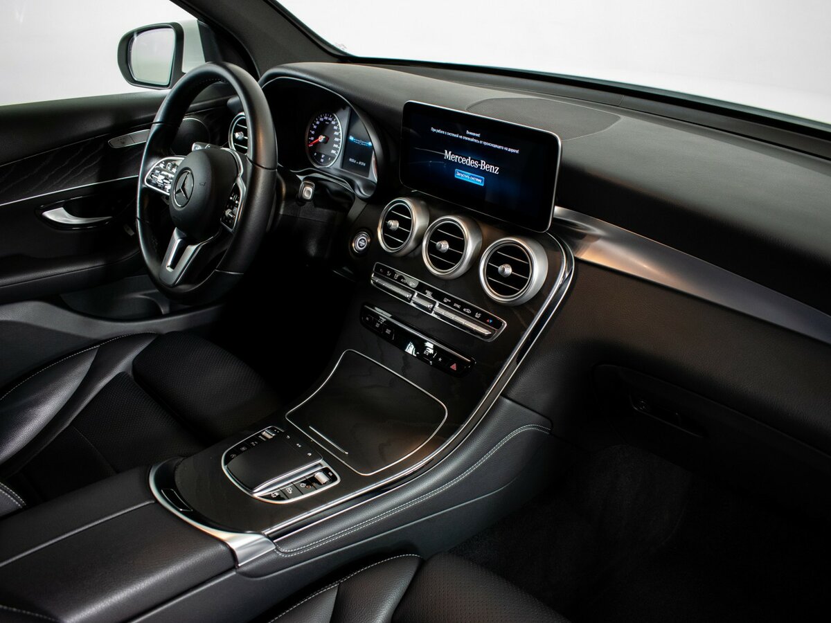 Mercedes-Benz GLC с пробегом — 2021 год. Фото: #7