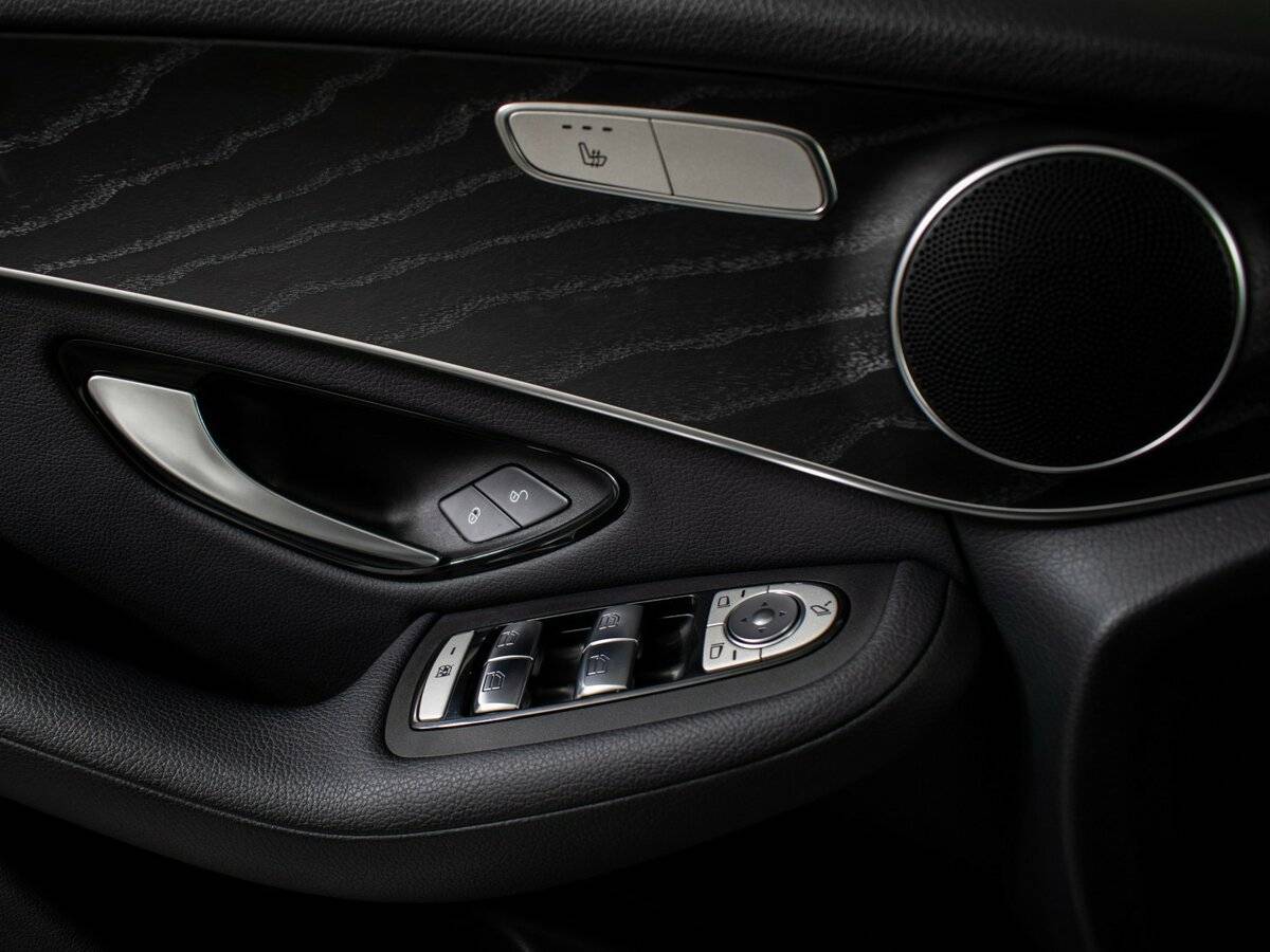 Mercedes-Benz GLC с пробегом — 2021 год. Фото: #12