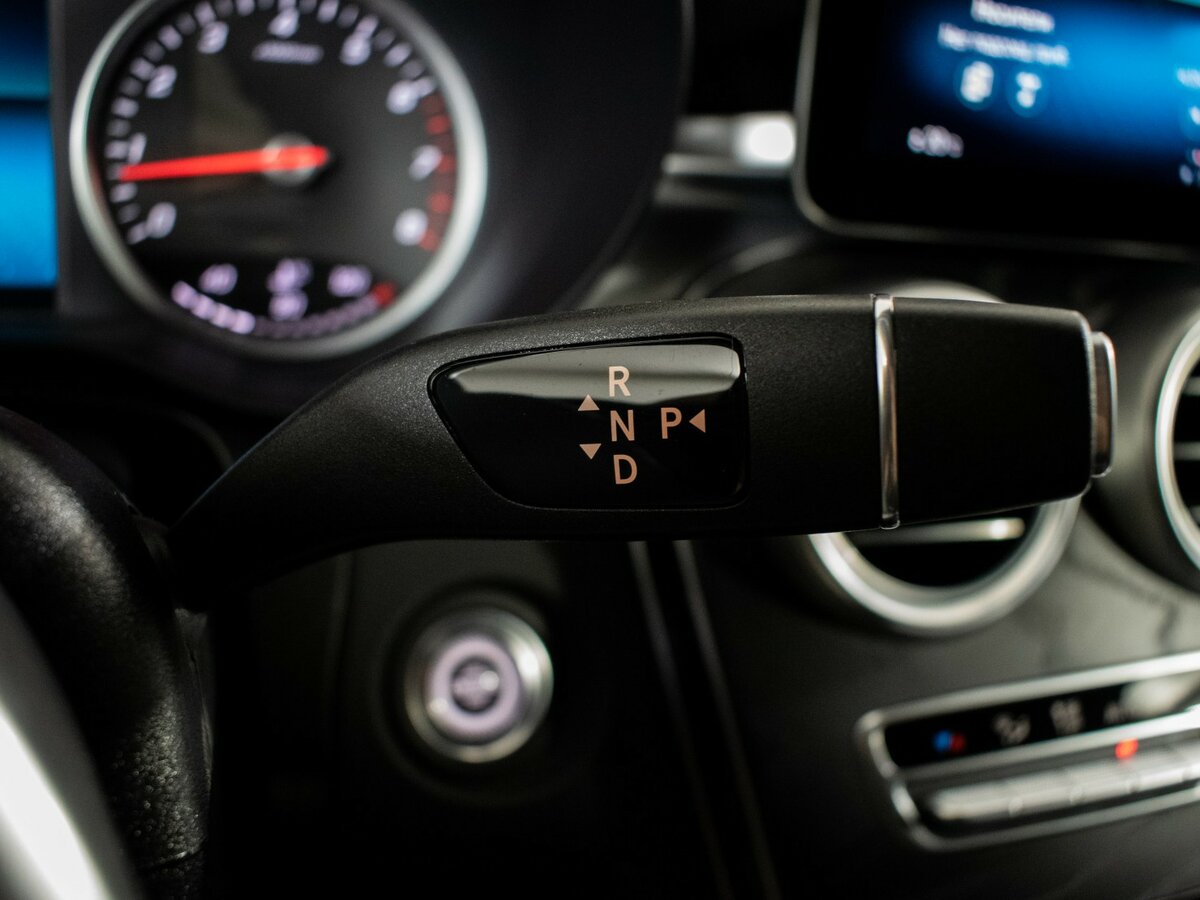 Mercedes-Benz GLC с пробегом — 2021 год. Фото: #16