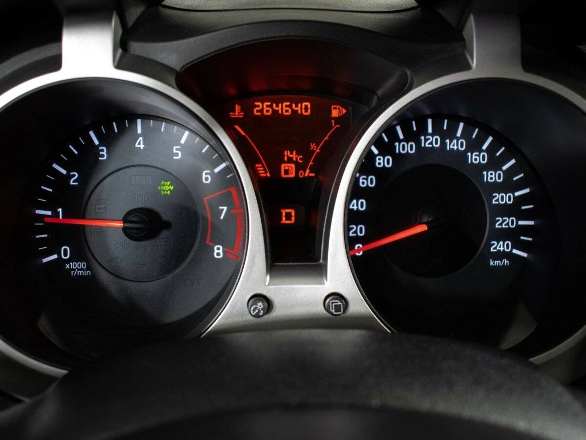 Nissan Juke с пробегом — 2011 год. Фото: #10