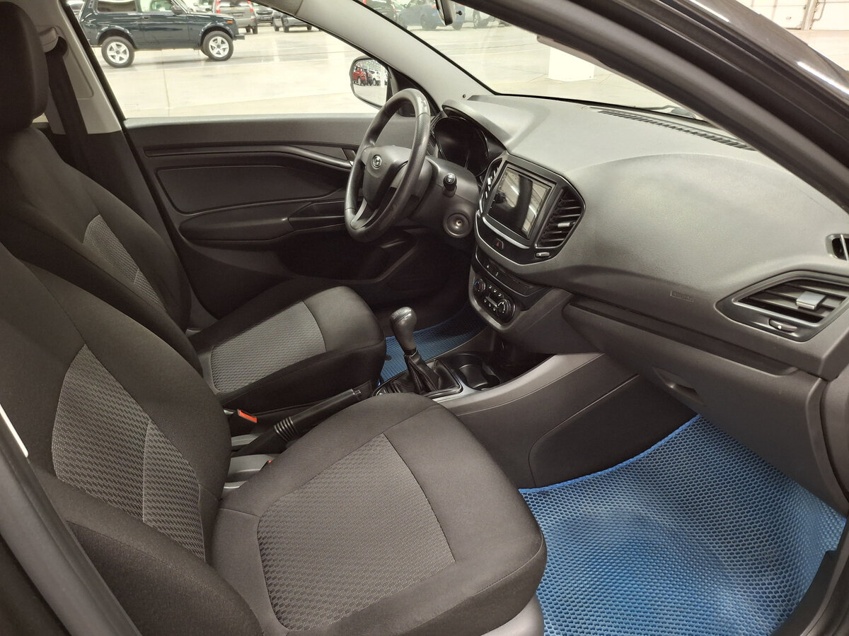 Lada (ВАЗ) Vesta с пробегом — 2018 год. Фото: #10