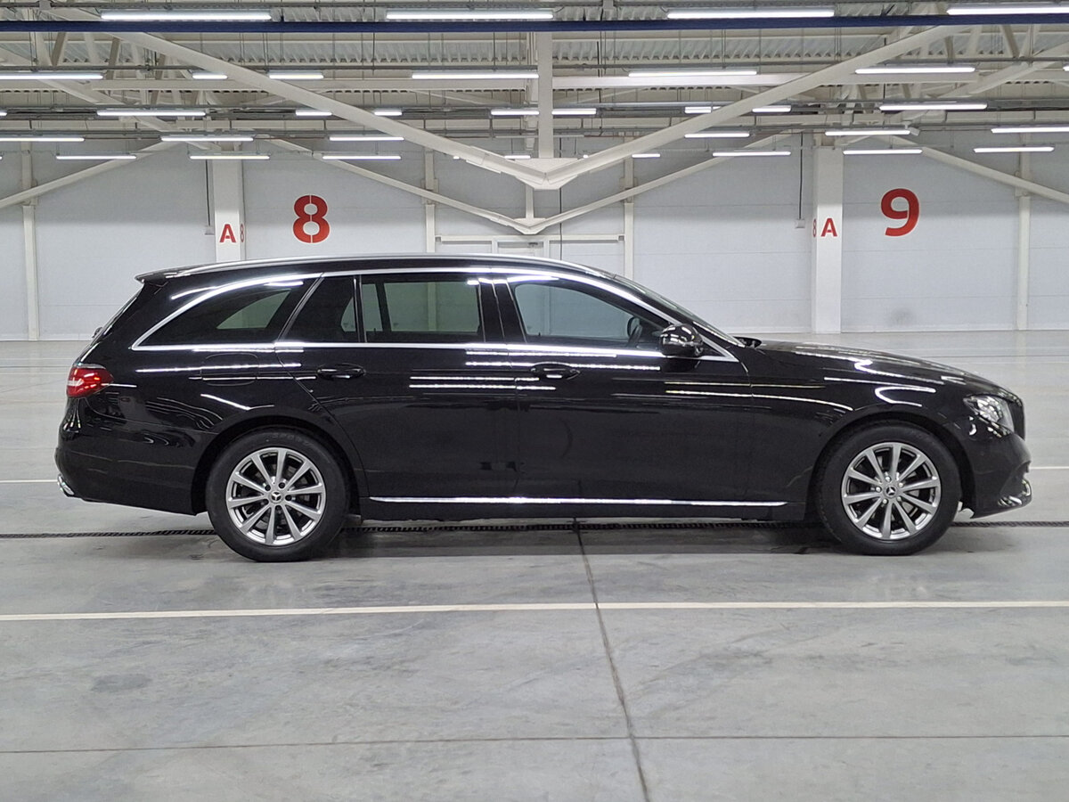 Mercedes-Benz E-Класс с пробегом — 2018 год. Фото: #3