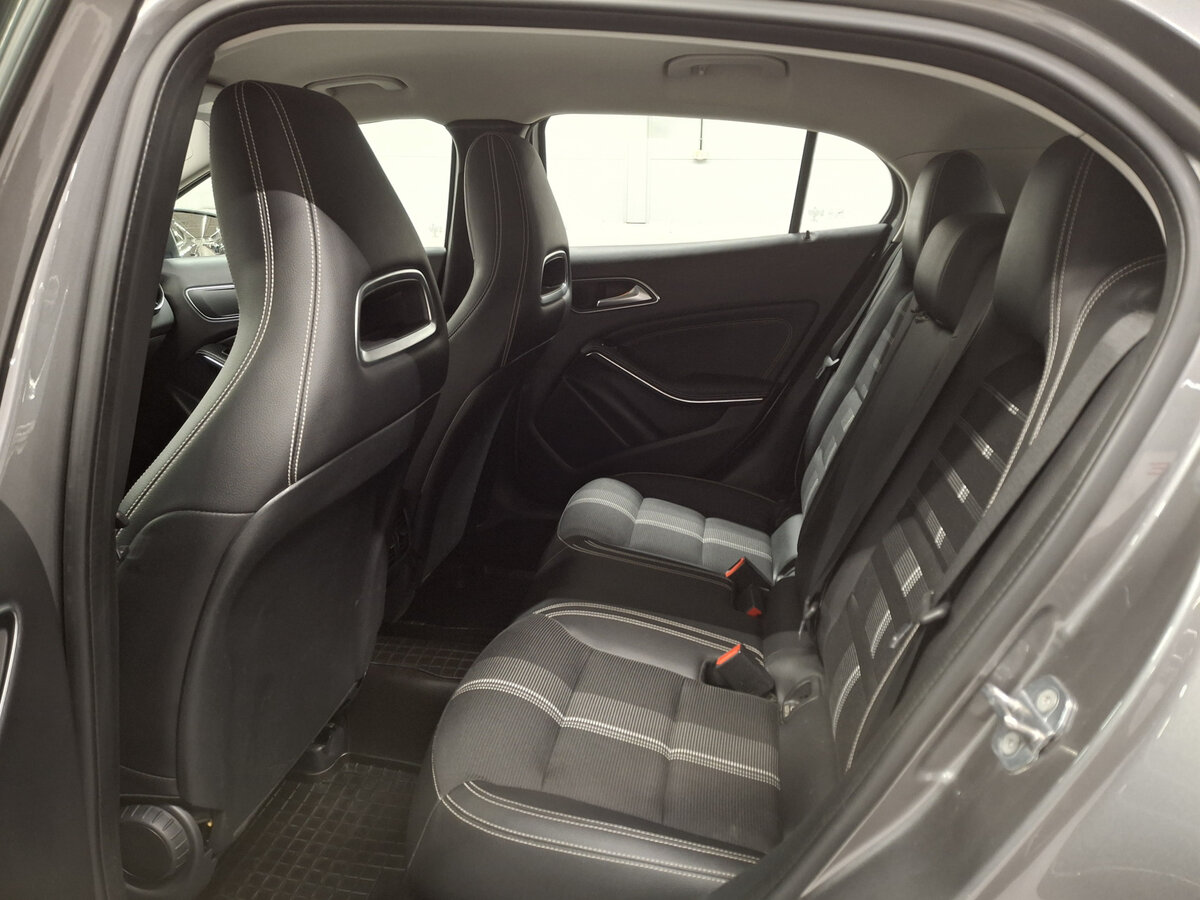 Mercedes-Benz GLA с пробегом — 2018 год. Фото: #11