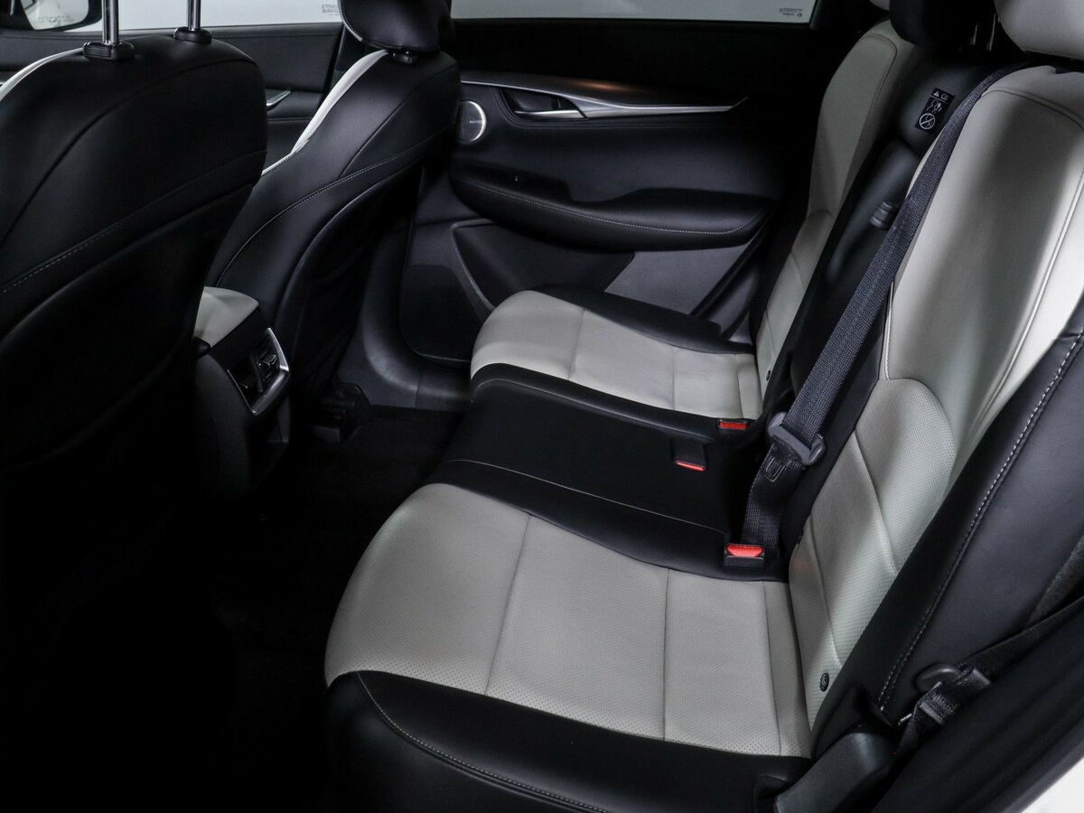 Infiniti QX55 с пробегом — 2022 год. Фото: #7