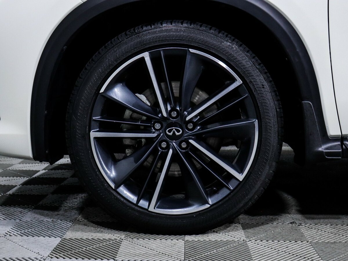 Infiniti QX55 с пробегом — 2022 год. Фото: #12