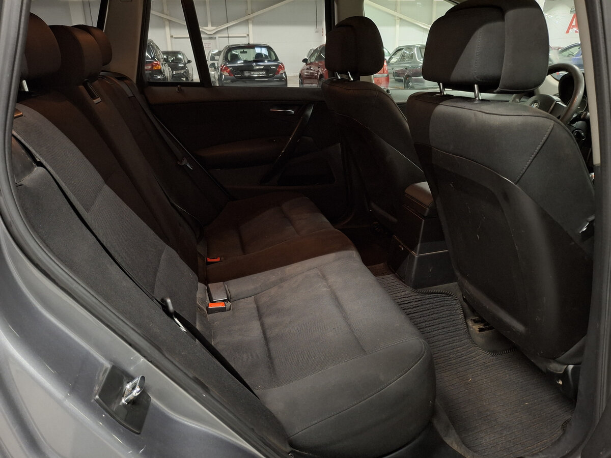 BMW X3 с пробегом — 2010 год. Фото: #10