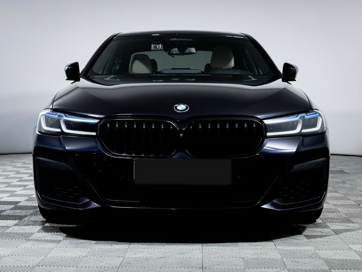 BMW 5 серии с пробегом — 2020 год. Фото: #1
