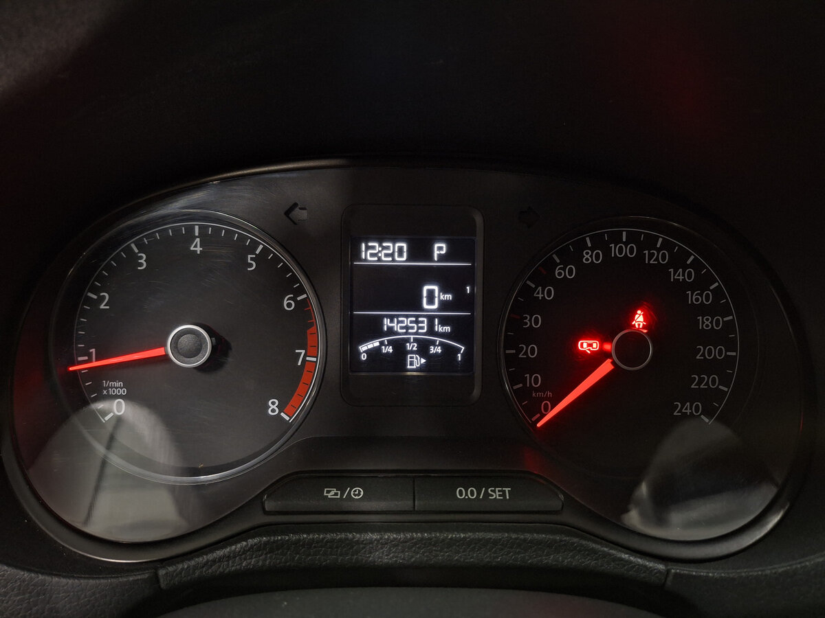 Volkswagen Polo с пробегом — 2019 год. Фото: #11