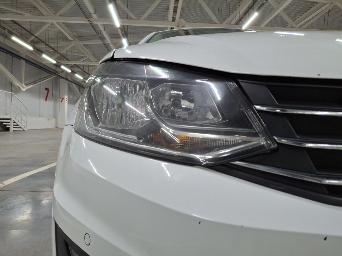 Volkswagen Polo с пробегом — 2019 год. Фото: #15