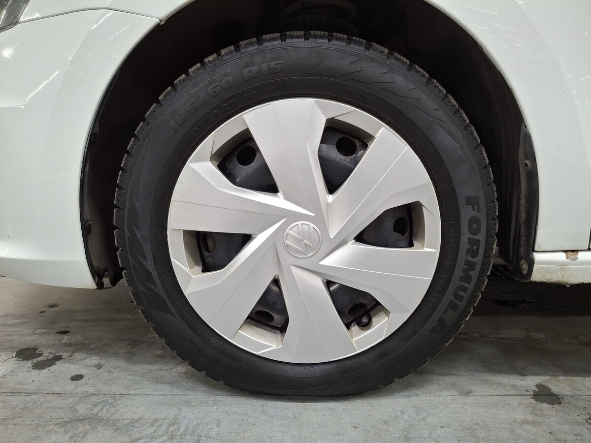 Volkswagen Polo с пробегом — 2019 год. Фото: #16