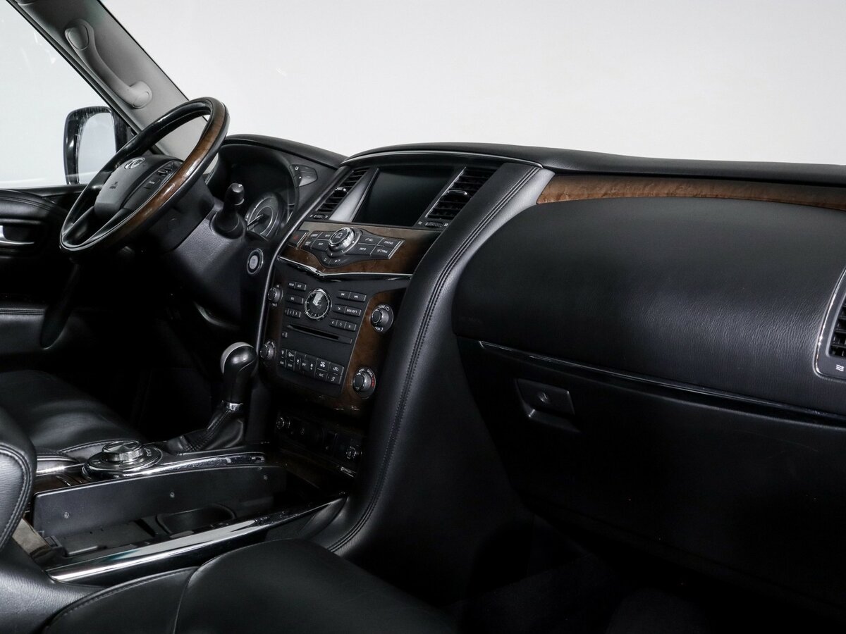 Infiniti QX56 с пробегом — 2013 год. Фото: #8