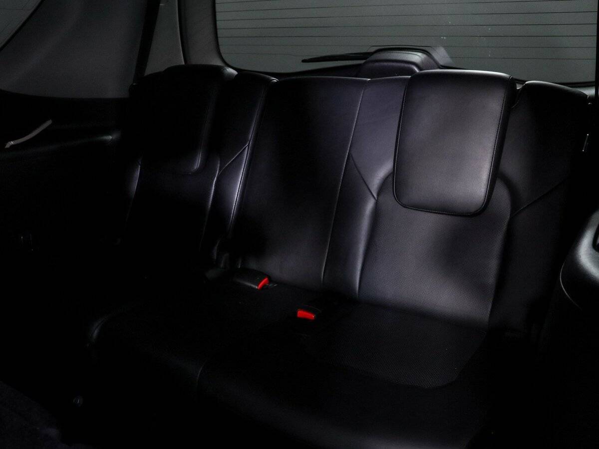 Infiniti QX56 с пробегом — 2013 год. Фото: #10