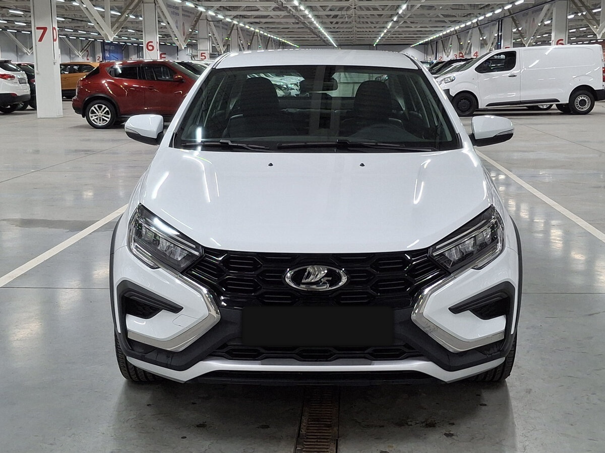 Lada (ВАЗ) Vesta с пробегом — 2024 год. Фото: #1