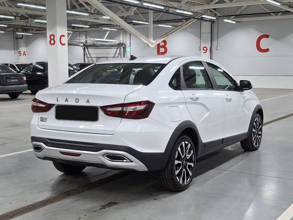 Lada (ВАЗ) Vesta с пробегом — 2024 год. Фото: #4