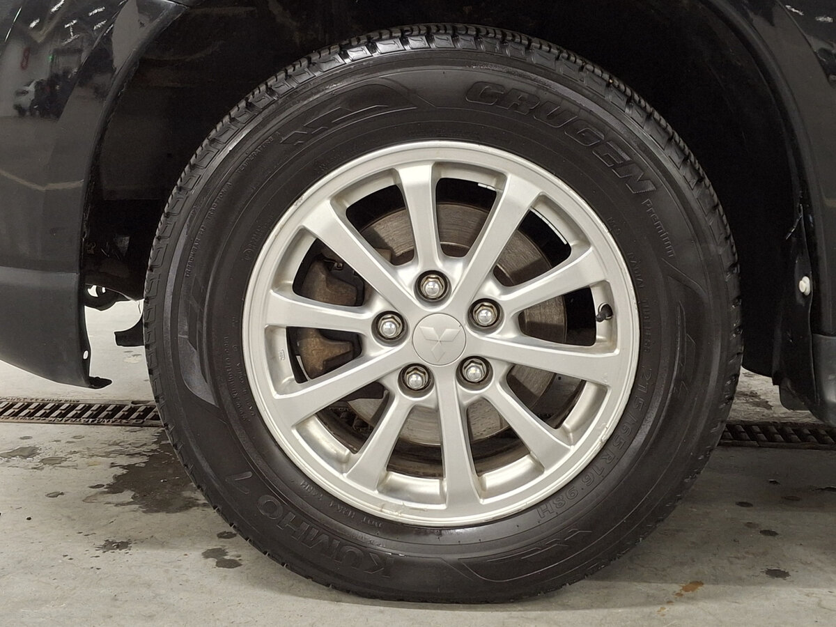 Mitsubishi ASX с пробегом — 2011 год. Фото: #16