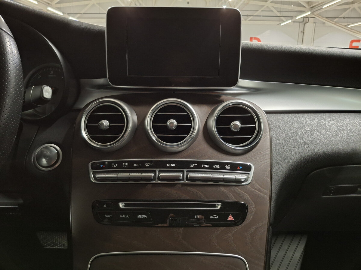 Mercedes-Benz GLC с пробегом — 2018 год. Фото: #13