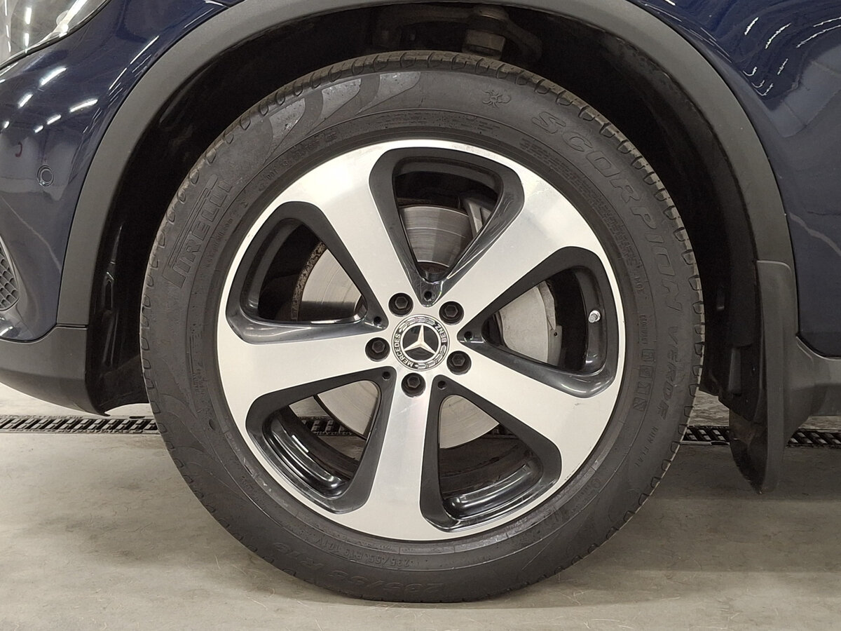 Mercedes-Benz GLC с пробегом — 2018 год. Фото: #16