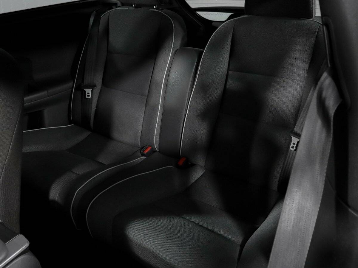 Volvo C30 с пробегом — 2007 год. Фото: #7