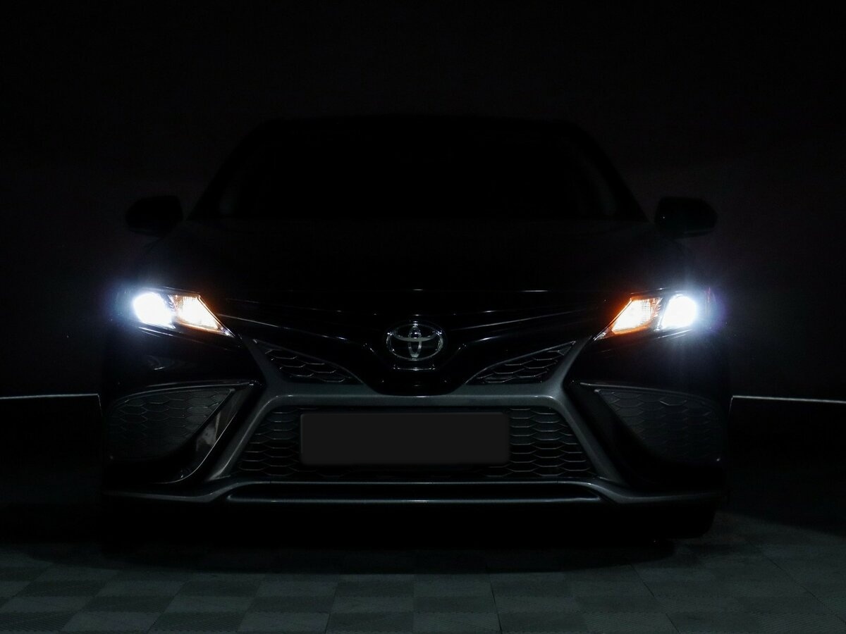 Toyota Camry с пробегом — 2023 год. Фото: #15
