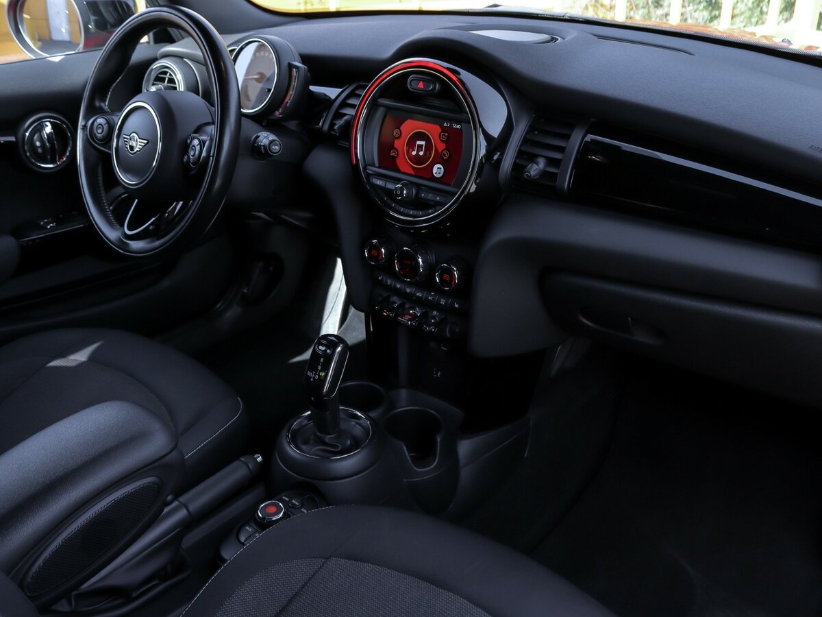 Mini Hatch с пробегом — 2021 год. Фото: #6