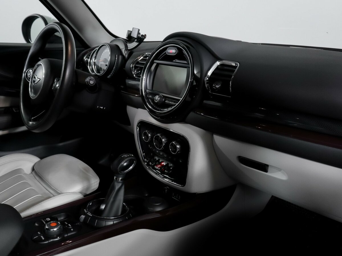 Mini Clubman с пробегом — 2017 год. Фото: #8