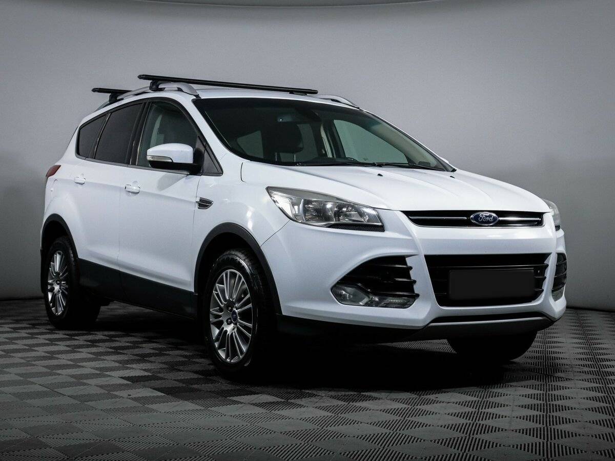 Ford Kuga с пробегом — 2014 год. Фото: #2