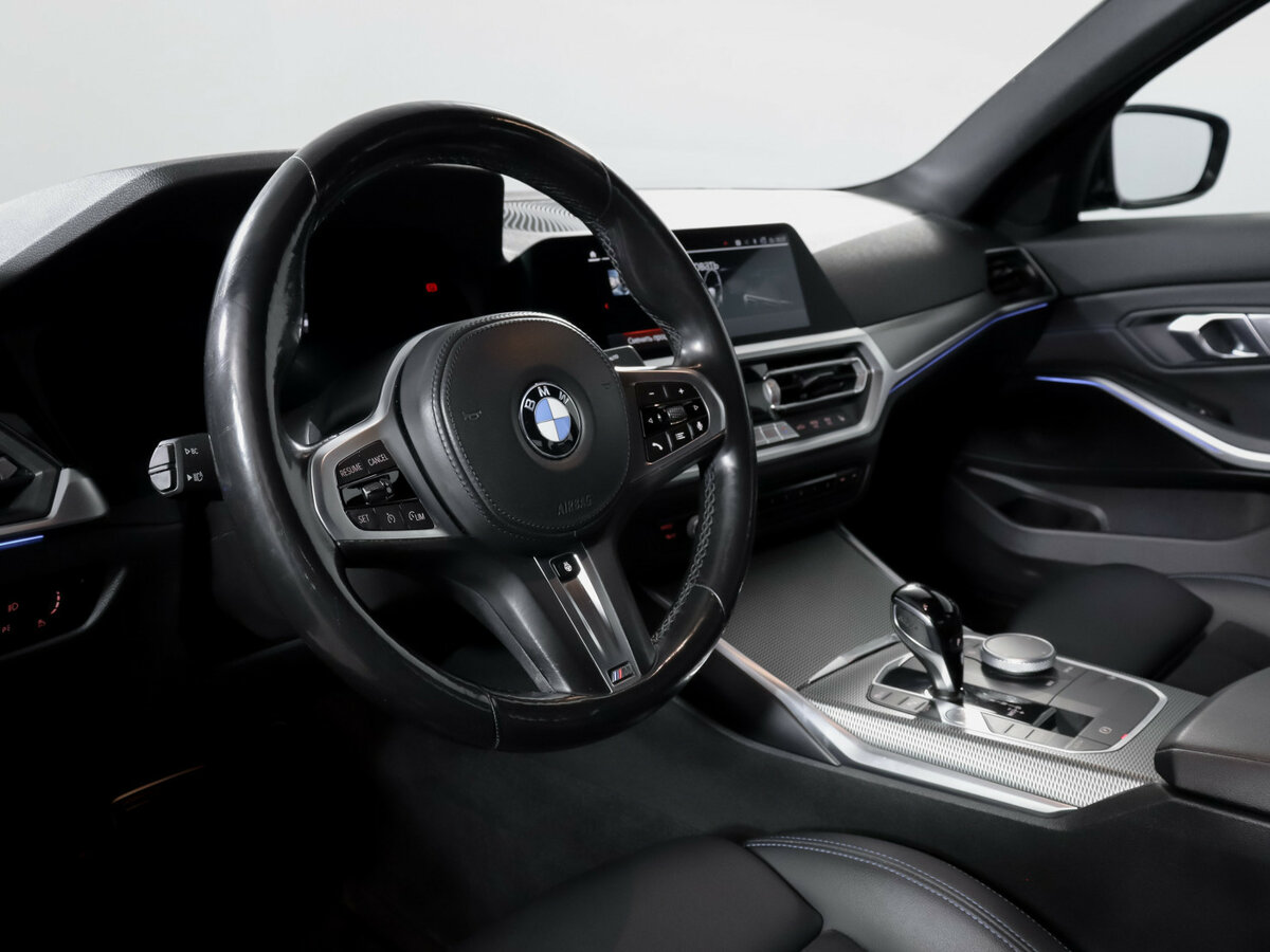 BMW 3 серии с пробегом — 2021 год. Фото: #12