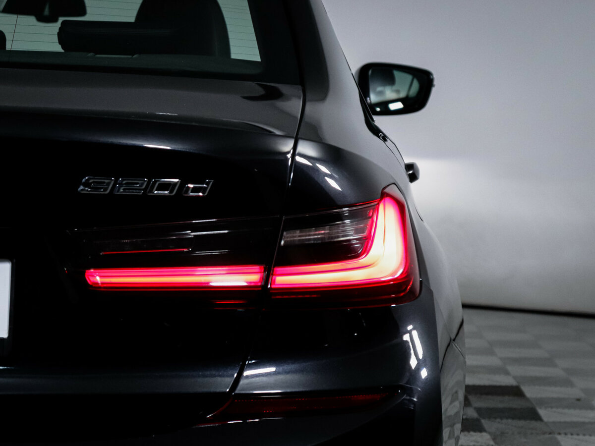 BMW 3 серии с пробегом — 2021 год. Фото: #15