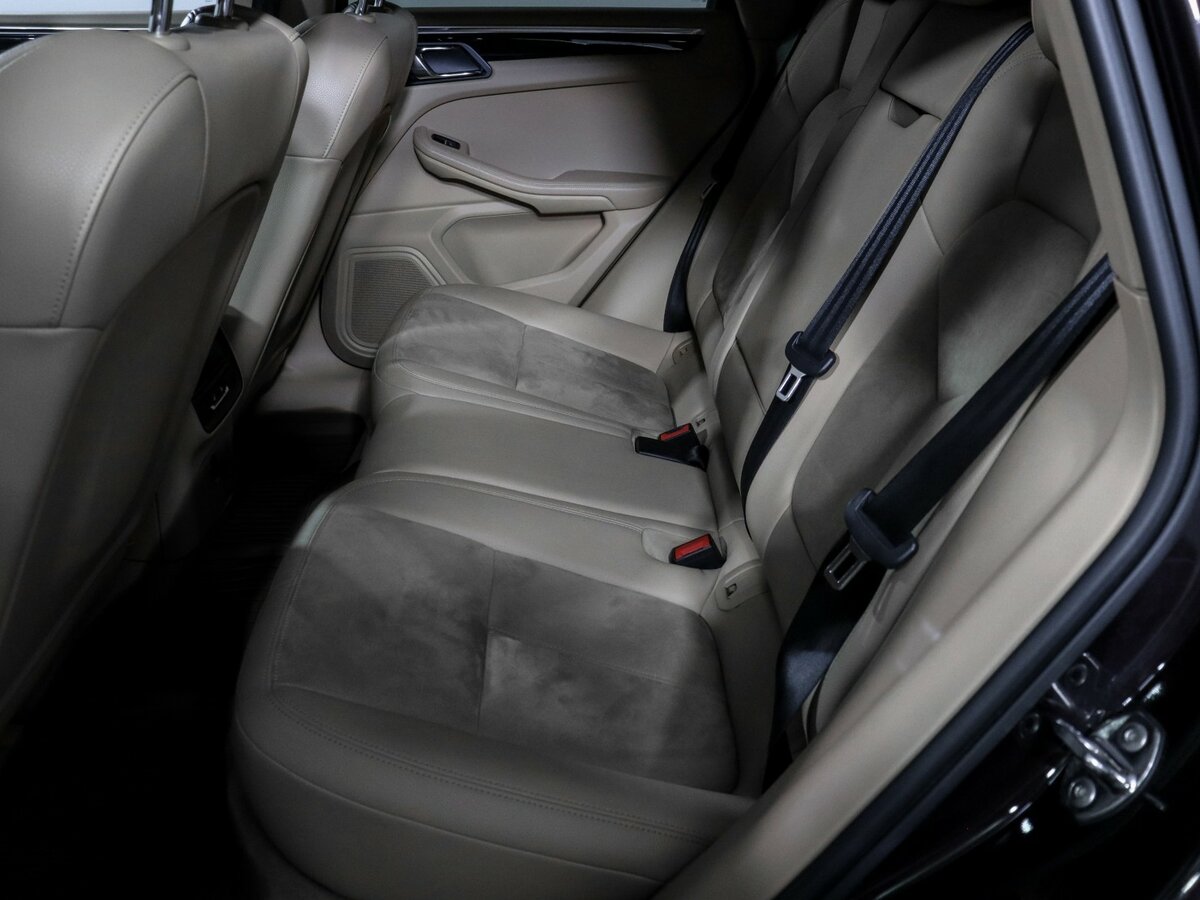 Porsche Macan с пробегом — 2014 год. Фото: #7