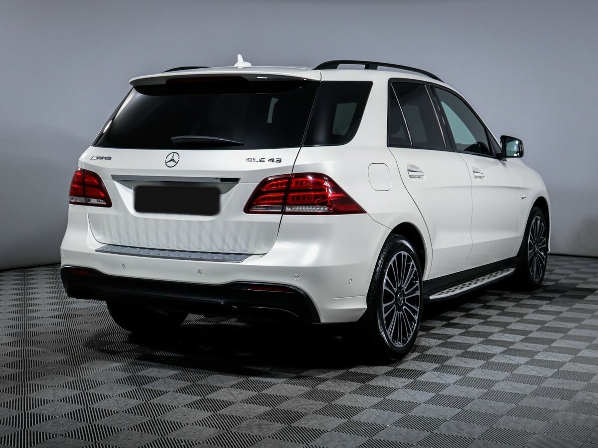 Mercedes-Benz GLE AMG с пробегом — 2016 год. Фото: #4
