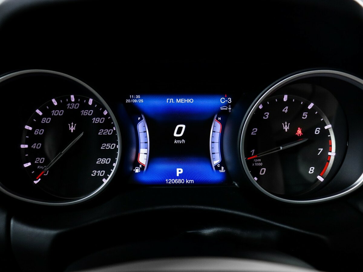 Maserati Levante с пробегом — 2017 год. Фото: #10