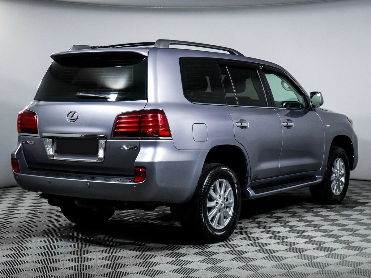 Lexus LX с пробегом — 2008 год. Фото: #4