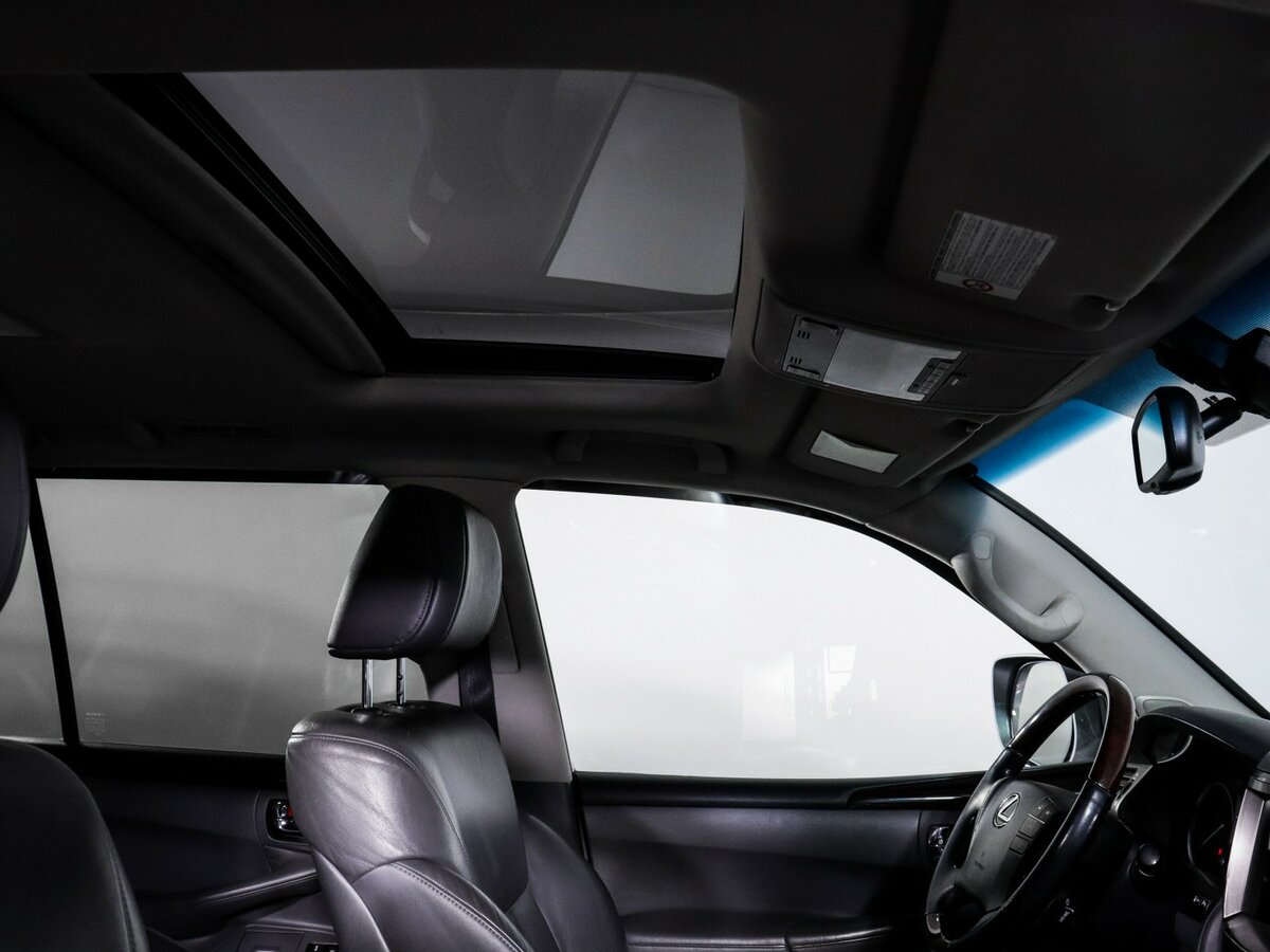 Lexus LX с пробегом — 2008 год. Фото: #15