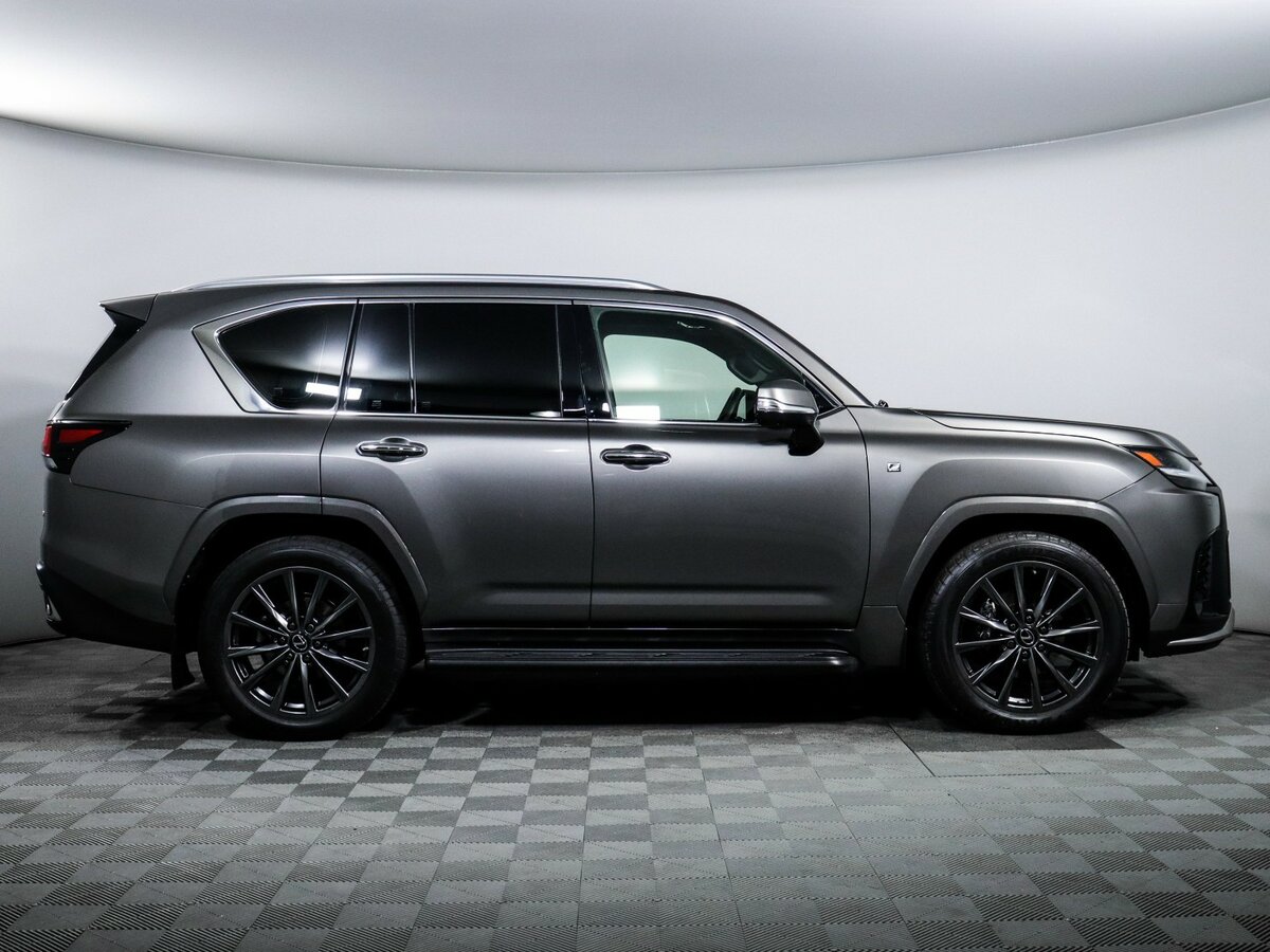 Lexus LX с пробегом — 2023 год. Фото: #3
