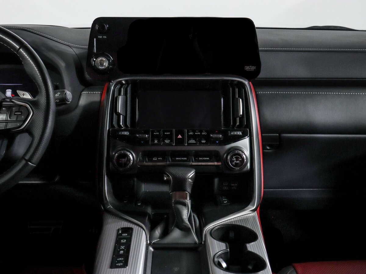 Lexus LX с пробегом — 2023 год. Фото: #12